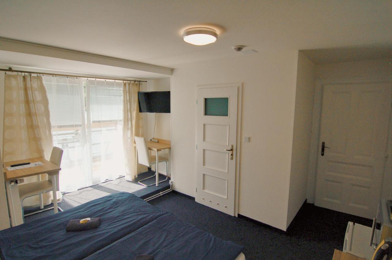 Aparthotel Vitkovice オストラヴァ エクステリア 写真