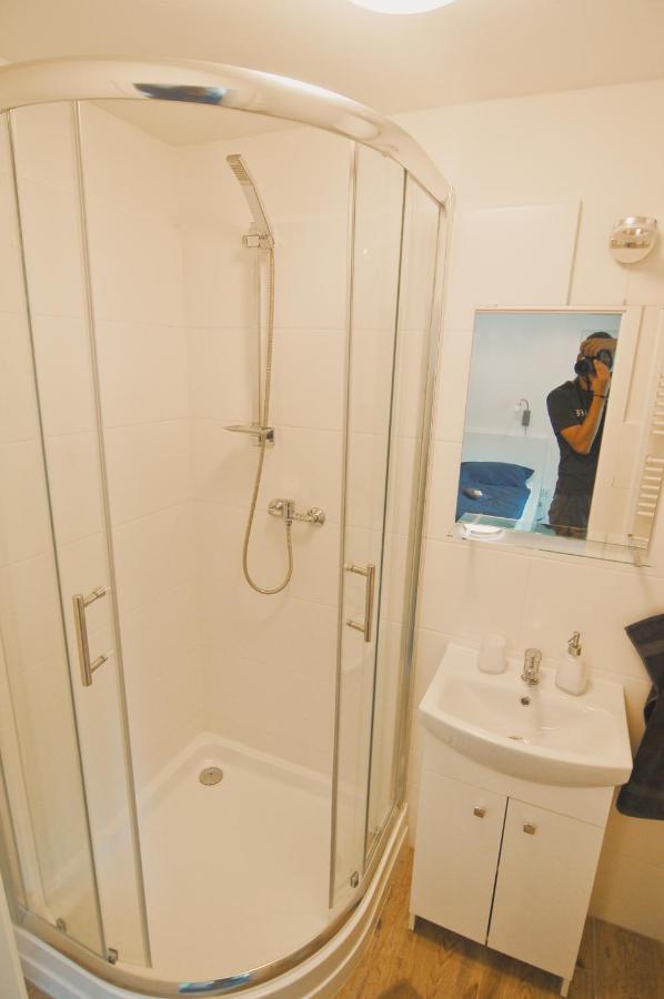 Aparthotel Vitkovice オストラヴァ エクステリア 写真
