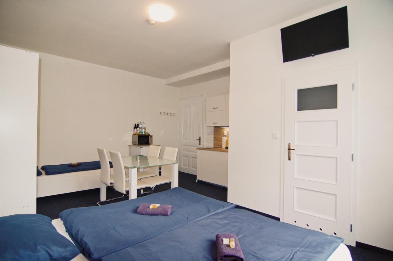 Aparthotel Vitkovice オストラヴァ エクステリア 写真
