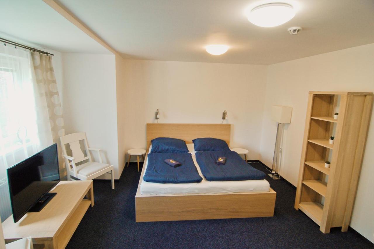 Aparthotel Vitkovice オストラヴァ エクステリア 写真