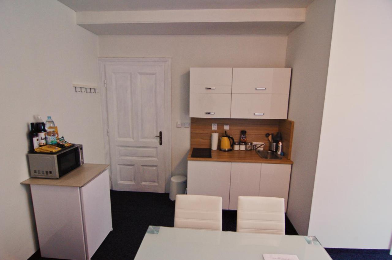 Aparthotel Vitkovice オストラヴァ エクステリア 写真
